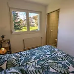 Renovee Avec Jacuzzi Et Espaces De Detente - Fr-1-589-833