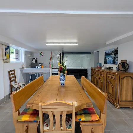 度假居 Renovee Avec Jacuzzi Et Espaces De Detente - Fr-1-589-833 *
