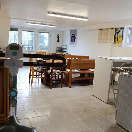 Renovee Avec Jacuzzi Et Espaces De Detente - Fr-1-589-833 Fraize