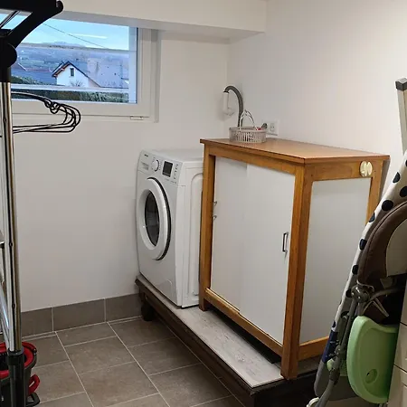 度假居 Renovee Avec Jacuzzi Et Espaces De Detente - Fr-1-589-833 *