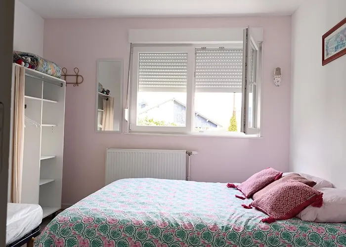 Prázdninový dům Renovee Avec Jacuzzi Et Espaces De Detente - Fr-1-589-833 *